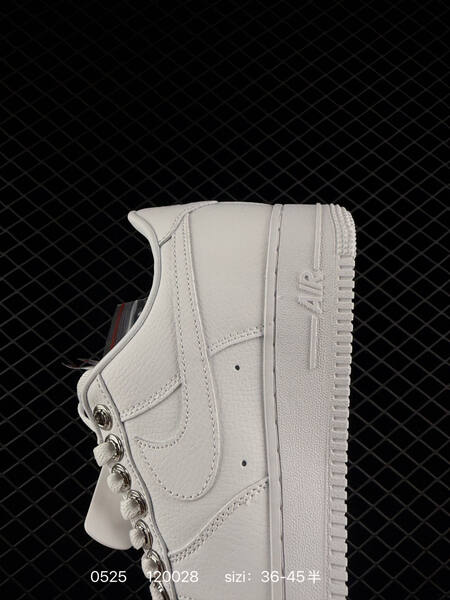 Nike Air Force 1 07 white silver EU 36-45 lifestyle
