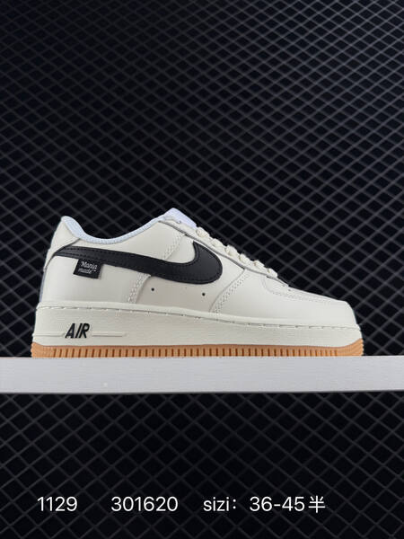Nike Air Force 1 07 white black EU 36-45 5 lifestyle