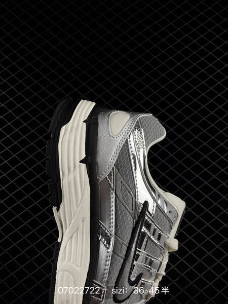 Nike P-6000 silver white black cream EU 36-45 running