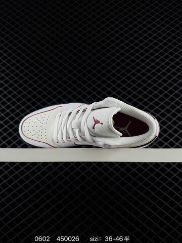 Nike AIR JORDAN 1 LOW SE Lifestyle (BS-79188)