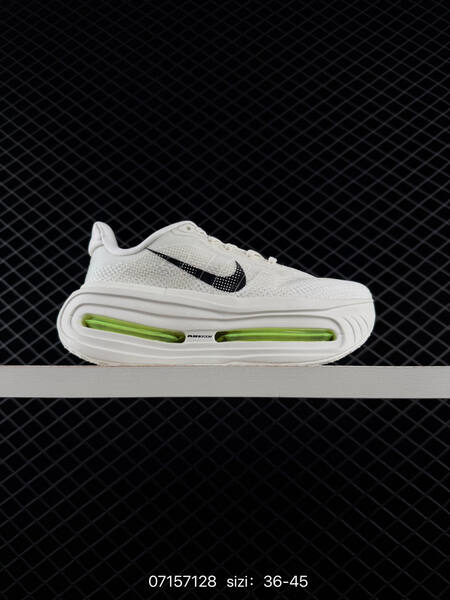 Nike Air Zoom Vomero 18 black white EU 36-45 running