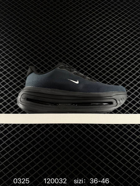 Nike VOMERO PREMIUM ReactX Air Zoom lifestyle