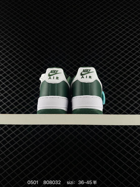 Nike Air Force 1 07 green white EU 36-45 lifestyle
