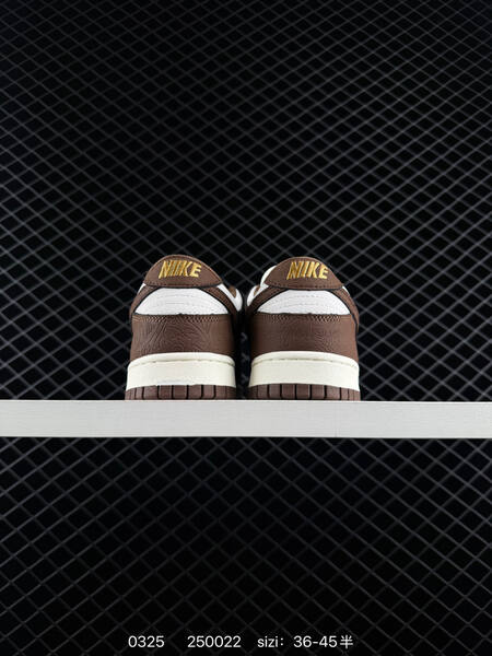 NIKE SB DUNK WMNS NIKE DUNK LOW I lifestyle