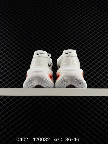 Nike VOMERO PREMIUM ReactX Air Zoom lifestyle