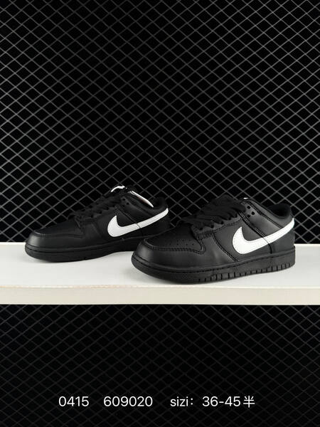 Nike Dunk Low Black with white Swoosh EU 36-45 skate lifestyle