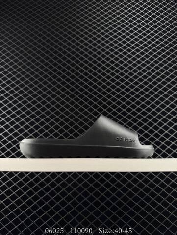 Other Adidas ADILETTE LUMIA JP9578 40-45 110090 Lifestyle - Men's (BS-78327)