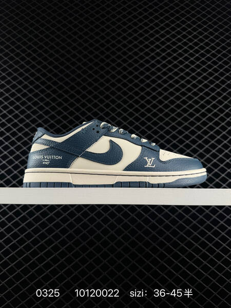 Nike SB Dunk Low S lifestyle