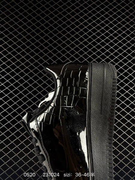 Nike Air Force 1 07 gloss black EU 36-46 casual