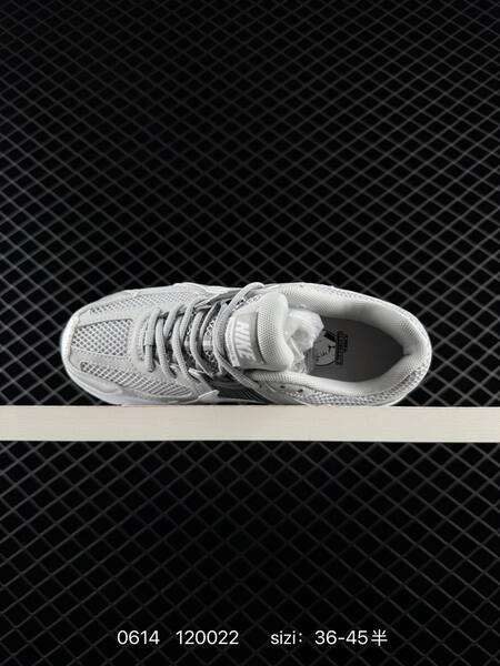 Nike Zoom Vomero 5 FJ4151-004 36 36 5 37 5 38 38 5 39 40 40 5 41 42 lifestyle