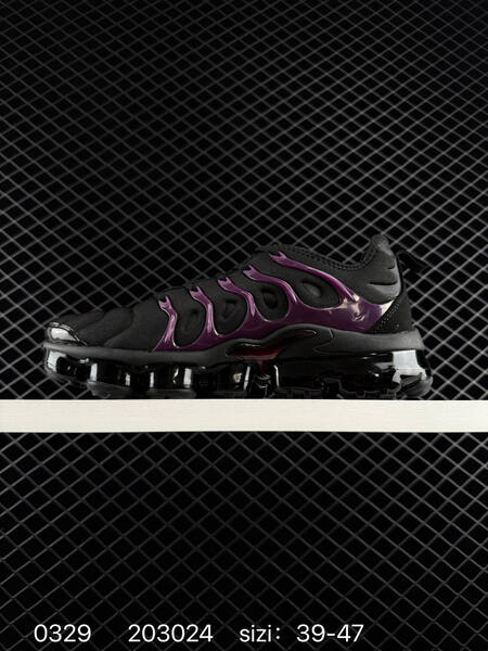 Nike Air Vapormax Plus black purple red 39-47 running
