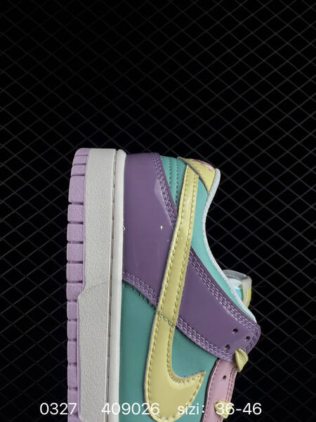 Nike SB Dunk Low ZoomAir lifestyle