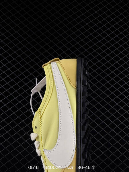 Nike Moon Racer pale yellow white black EU 36-45 lifestyle