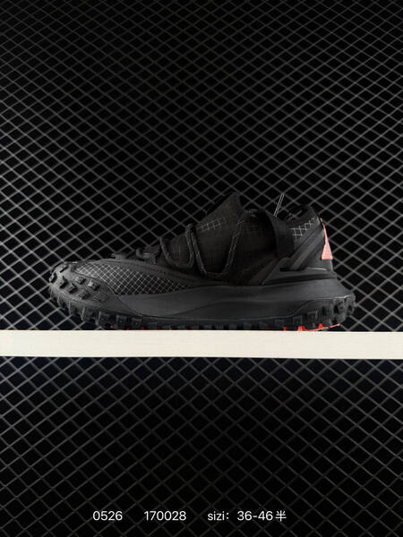 NIKE ACG MOUNTAIN FLY GTX lifestyle