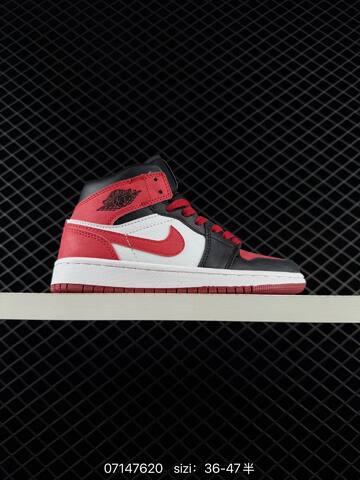 NIKE AIR JORDAN 1 MID Lifestyle (BS-70247)