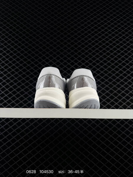 Nike ZoomX light grey dark grey off white EU 36-45 running shoe