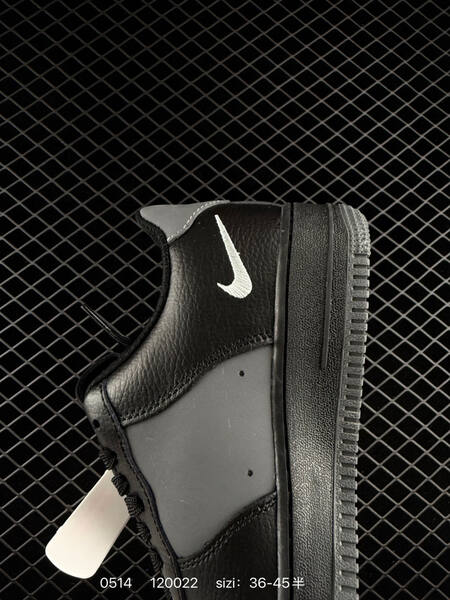 NIKE AIR FORCE 1 07 LV8 IR1475-010 S lifestyle