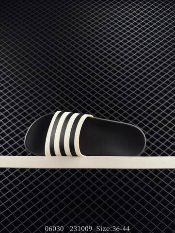 Other Adidas Originals Adilette Lifestyle (BS-78290)
