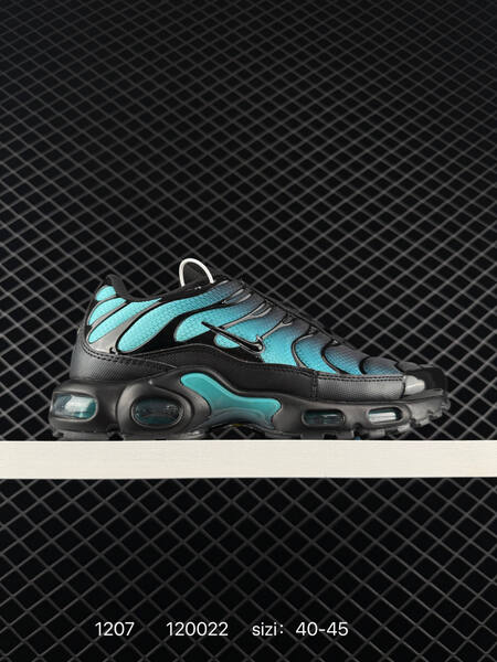 Nike Air Max Plus multiple colorways shown black turquoise black silver white EU 40-45 running shown black black turquoise black silver lifestyle