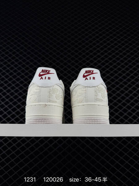 Nike Air Force 1 07 white cream with red accents 36-45 casual lifestyle