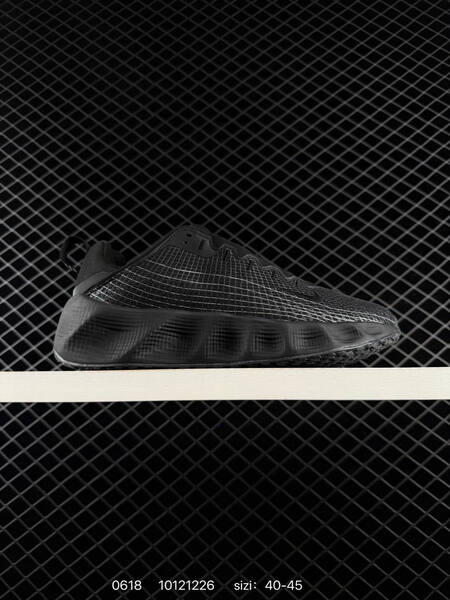 Nike Ava Rover black white EU 40-45 running shoe