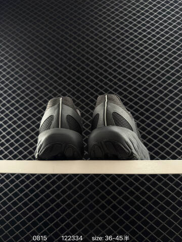 New Balance Fresh Foam Evoz black dark gray