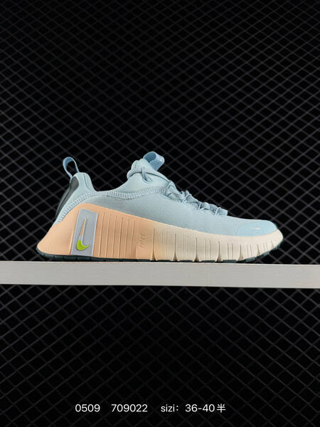 Nike Free Metcon 7 FJ7127 001 709022 110 lifestyle