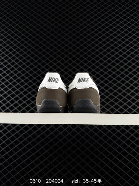 Other NIKE SPRINT SISTER II6984-001 lifestyle
