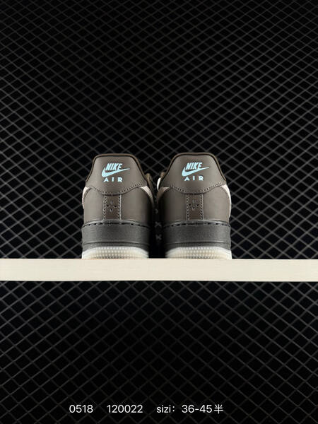 Nike Air Force 1 07 Low dark brown light blue white EU 36-45 lifestyle