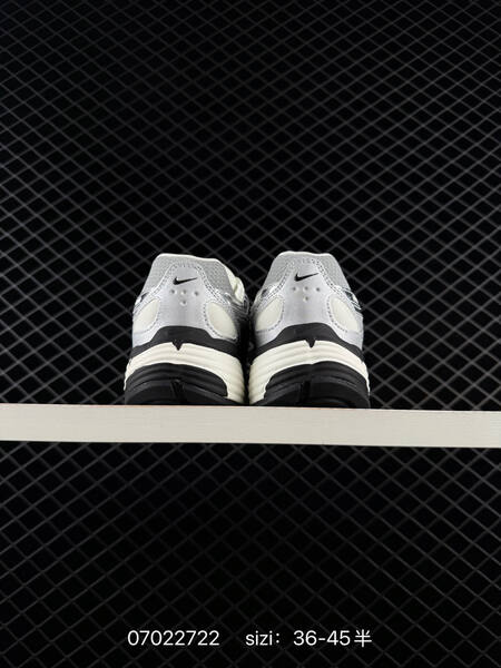 Nike P-6000 silver white black cream EU 36-45 running