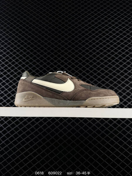 Nike Terra Manta white black EU 36-45 sneaker