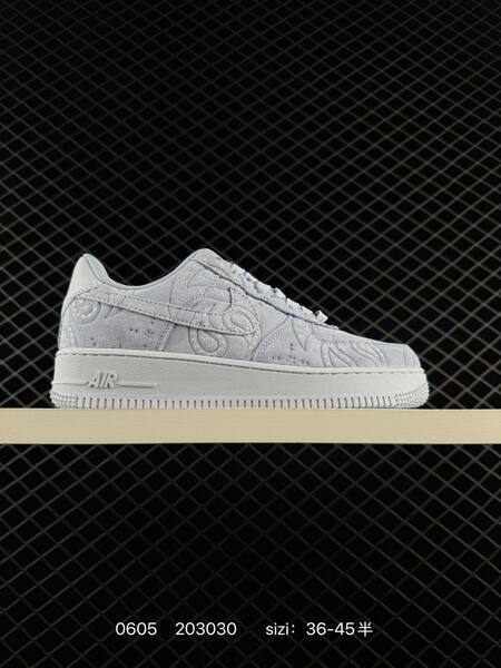 NIKE AIR FORCE 1 07 LV8 II1549 Size 36 lifestyle