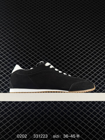 Alo Yoga Runner Low Sneaker 1 1 Replica High-end Men s And Women s Fashion Sports Running And Basketball Shoes Up To 95 Off Retail During The Current Promotion Casual Lifestyle Sneakers (BS-88225)