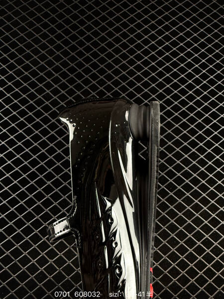 Nike SHOX Z Calistra black silver red EU 36-41 sneaker