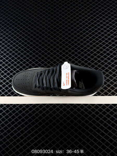 Nike Air Force 1 07 black white EU 36-45 lifestyle