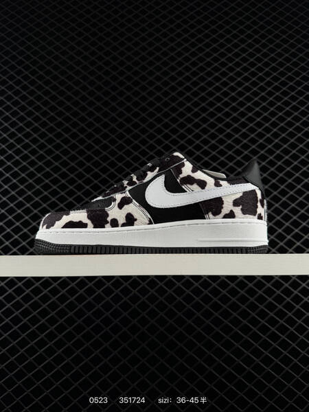 NIKE AIR FORCE 1 07 LV8 IO0442 Size 36 lifestyle