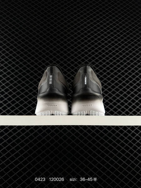 Nike Zoom Fly 6 Black White Metallic Silver EU 36-45 running lifestyle