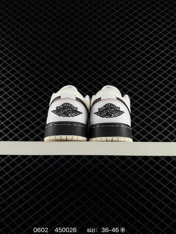 Nike AIR JORDAN 1 LOW SE Lifestyle (BS-79188)
