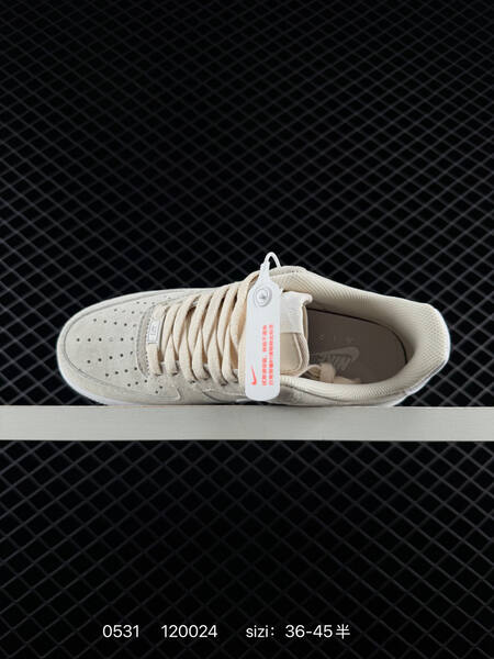 Nike AIR FORCE 1 07 lifestyle