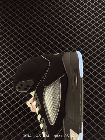 Jordan Air Jordan 5 Retro Black Metallic Reimagined Black Metallic Silver White EU 36-47 Basketball Shoe - Unisex (BS-80718)