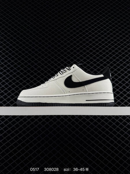 Nike Air Force 1 07 Low UN3699-088 lifestyle