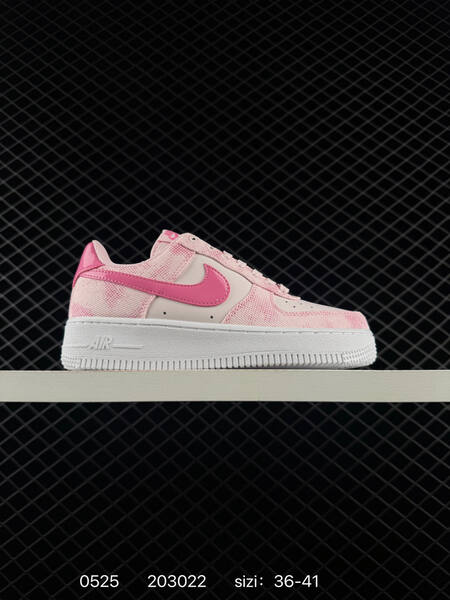 Nike Air Force 1 07 Low light pink hot pink white EU 36-41 lifestyle