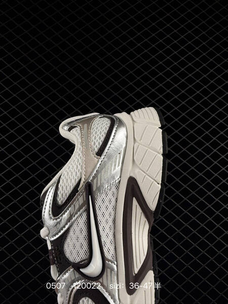 Other Nike V5 RNR 36 36 5 lifestyle