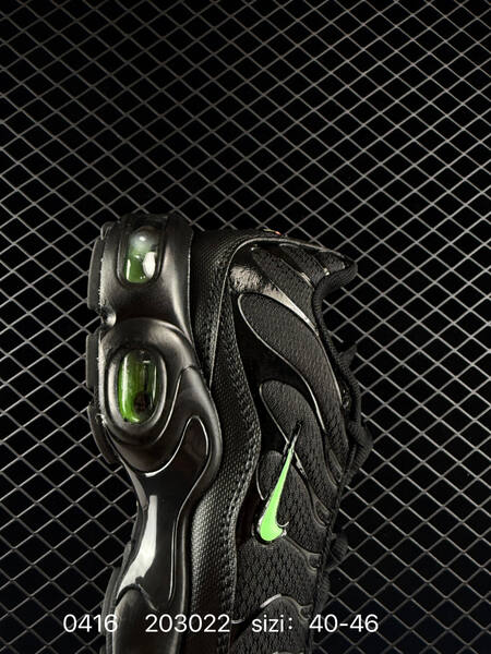 Nike Air Max Plus TN Black with neon green accents EU 40-46 running lifestyle