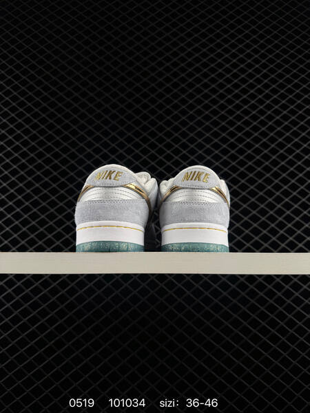 Nike SB Dunk Low Pro QS Sean Cliver Holiday Special DC9936 100 light grey white gold ice blue EU 36-46 skate