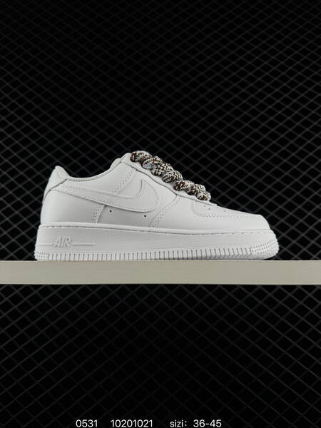 Nike AIR FORCE 1 07 lifestyle