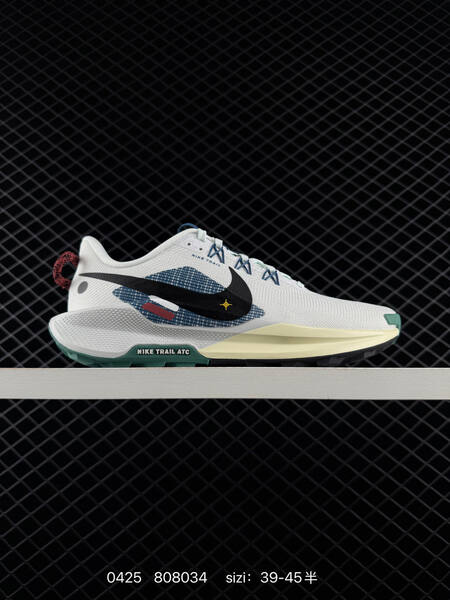 Nike Pegasus Trail 5 GTX Multiple colorways Triple White Sail Orange White Black Teal Red Triple Black EU 39-45 with half sizes lifestyle