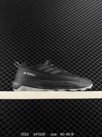 Other Adidas TERREX GORE-TEX D68972 ID 341026 130 Lifestyle (BS-77519)