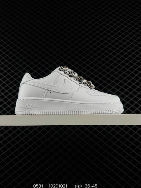 Nike AIR FORCE 1 07 lifestyle