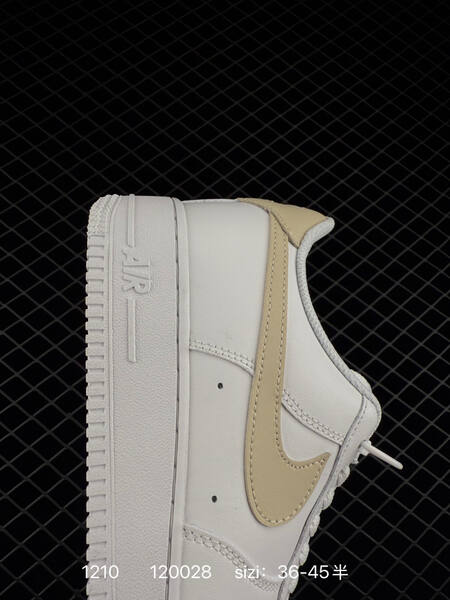 Nike Air Force 1 07 Low white cream EU 36-45 lifestyle
